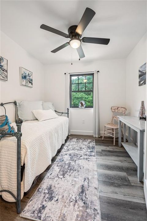 待售: $1,300,000 (6 贝兹, 5 浴室, 3647 平方英尺)