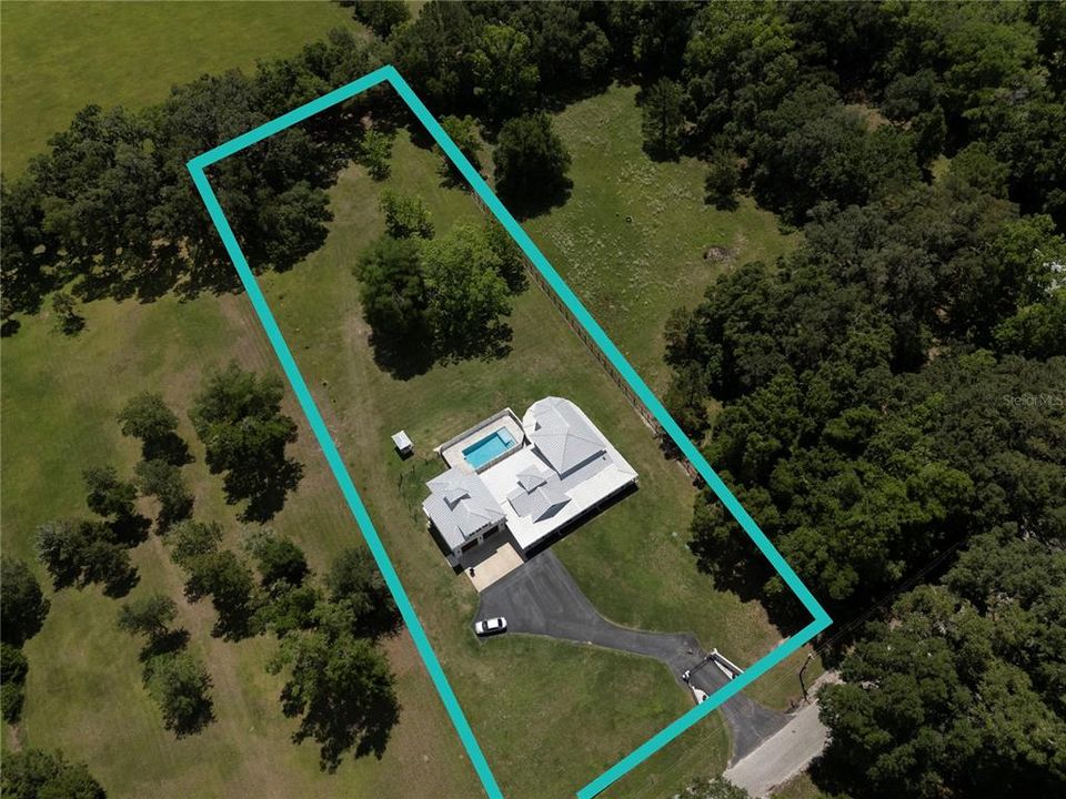 待售: $1,300,000 (6 贝兹, 5 浴室, 3647 平方英尺)