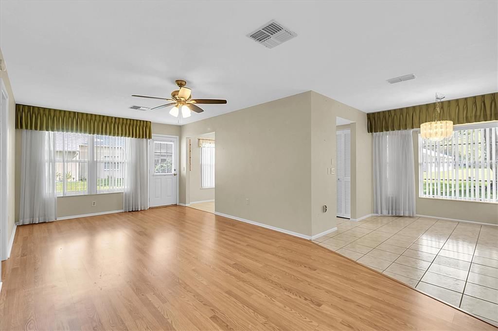 待售: $149,900 (2 贝兹, 2 浴室, 1138 平方英尺)