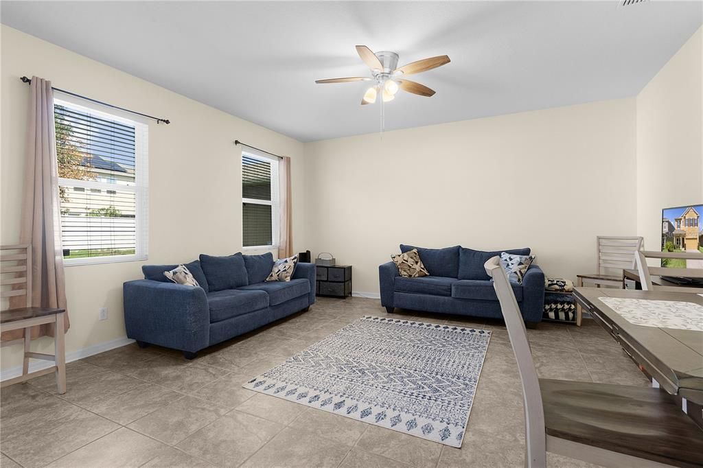 Active With Contract: $350,000 (3 beds, 2 baths, 2057 Square Feet)