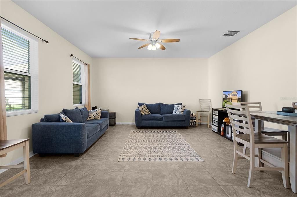 Active With Contract: $350,000 (3 beds, 2 baths, 2057 Square Feet)