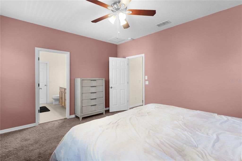 Active With Contract: $350,000 (3 beds, 2 baths, 2057 Square Feet)