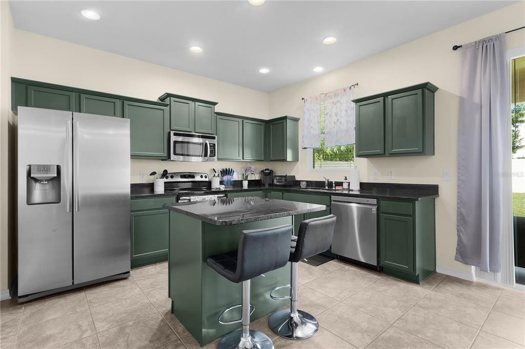 Active With Contract: $350,000 (3 beds, 2 baths, 2057 Square Feet)