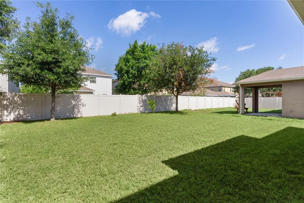 Active With Contract: $350,000 (3 beds, 2 baths, 2057 Square Feet)