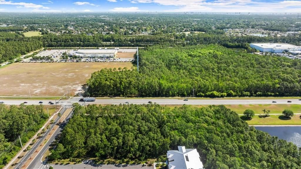 En Venta: $1,750,000 (1.88 acres)