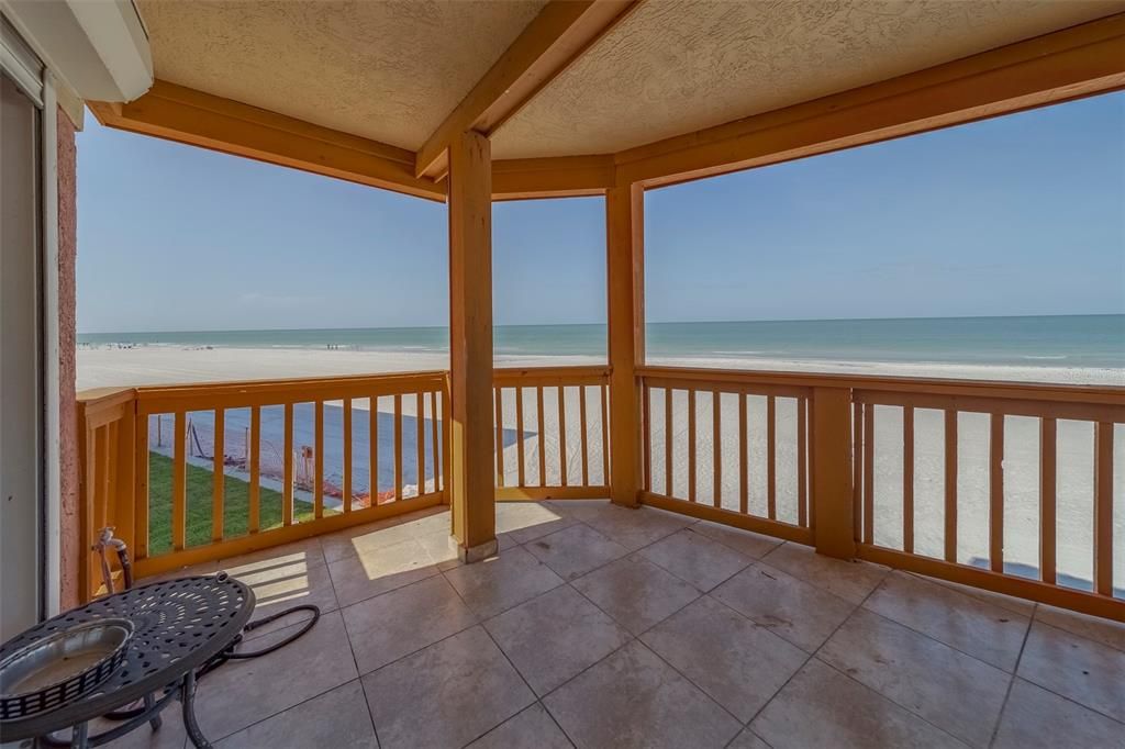 待售: $3,995,000 (8 贝兹, 6 浴室, 5580 平方英尺)