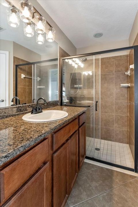 For Sale: $340,000 (3 beds, 2 baths, 1401 Square Feet)