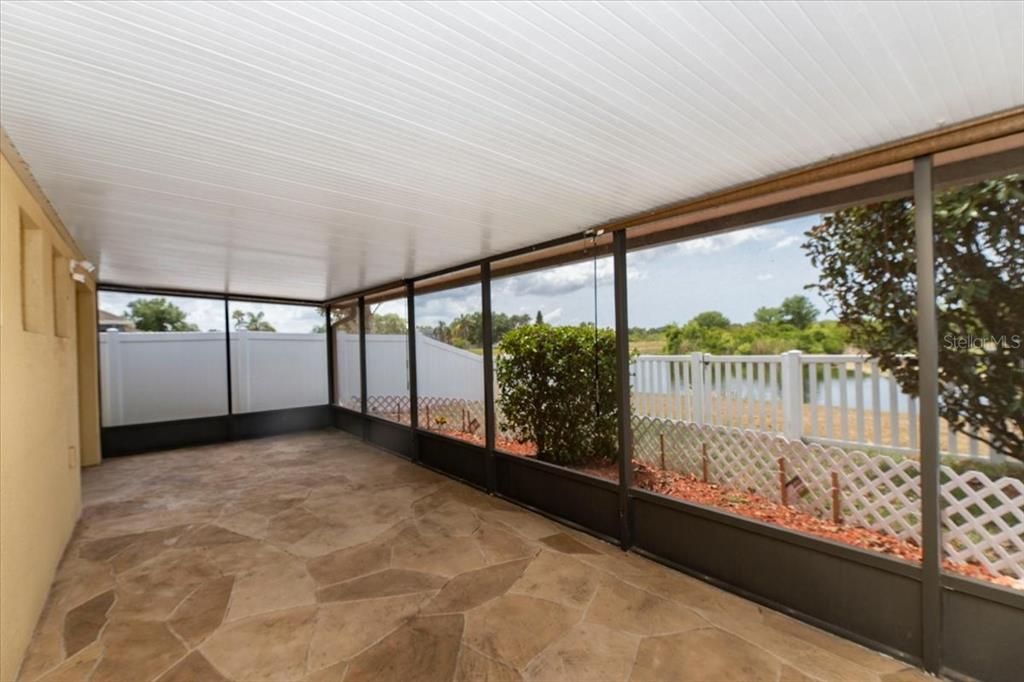 For Sale: $340,000 (3 beds, 2 baths, 1401 Square Feet)