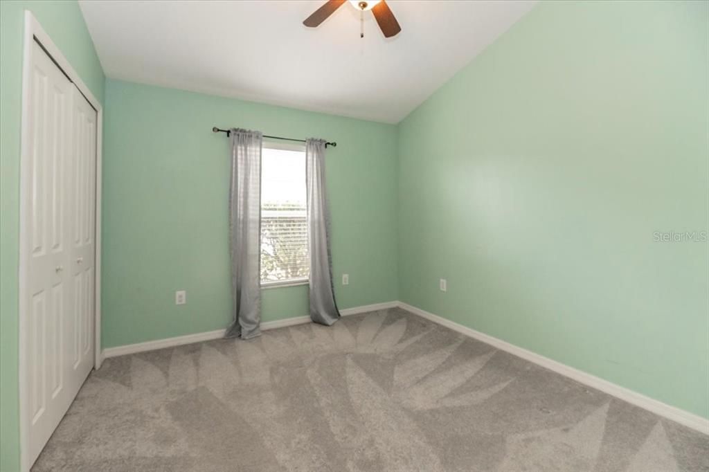 For Sale: $340,000 (3 beds, 2 baths, 1401 Square Feet)