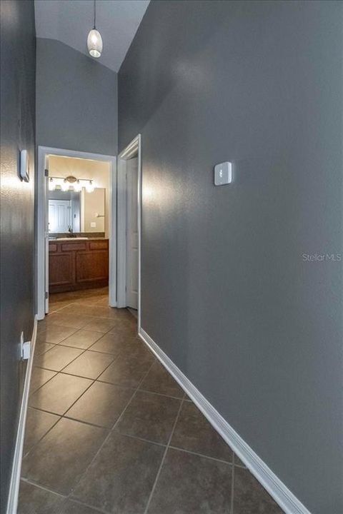 For Sale: $340,000 (3 beds, 2 baths, 1401 Square Feet)