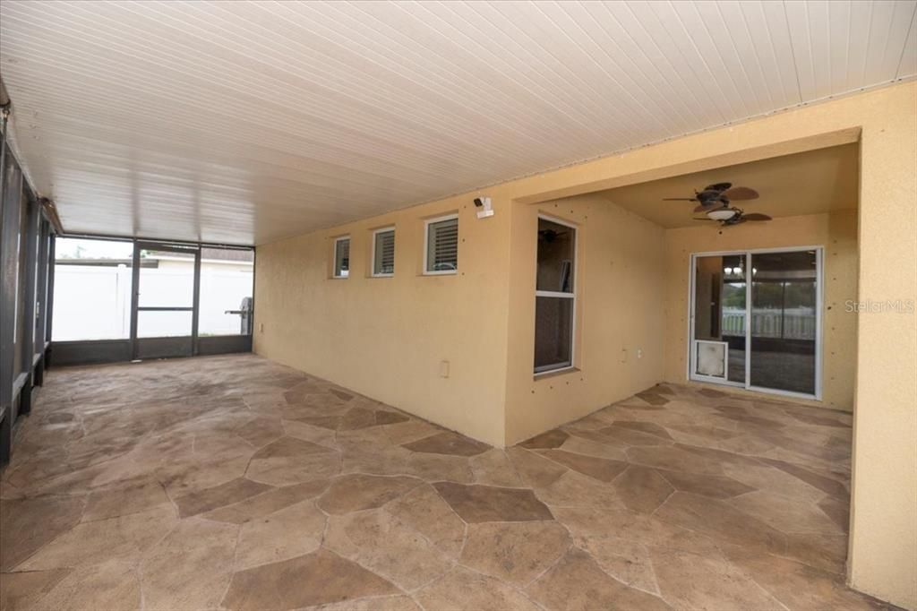 For Sale: $340,000 (3 beds, 2 baths, 1401 Square Feet)