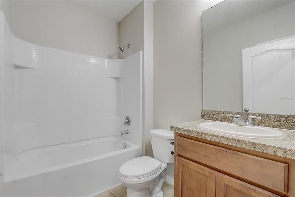 For Sale: $275,000 (3 beds, 2 baths, 1718 Square Feet)