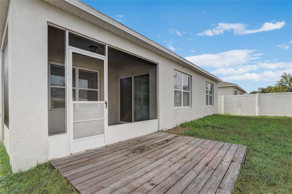 For Sale: $275,000 (3 beds, 2 baths, 1718 Square Feet)