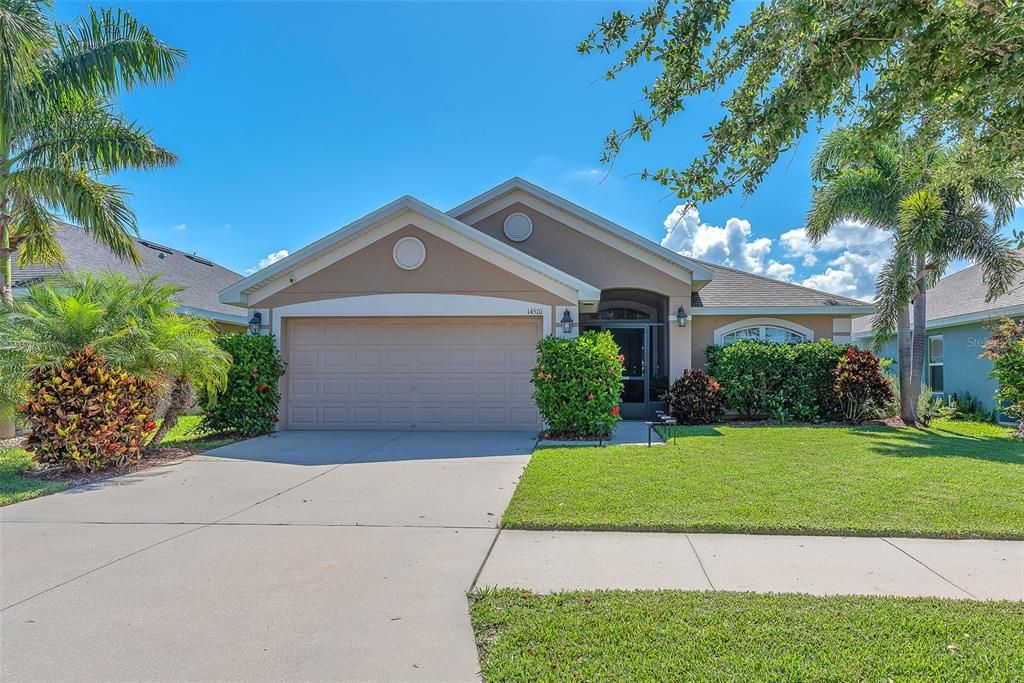 Vendido Recientemente: $349,900 (4 camas, 2 baños, 1847 Pies cuadrados)