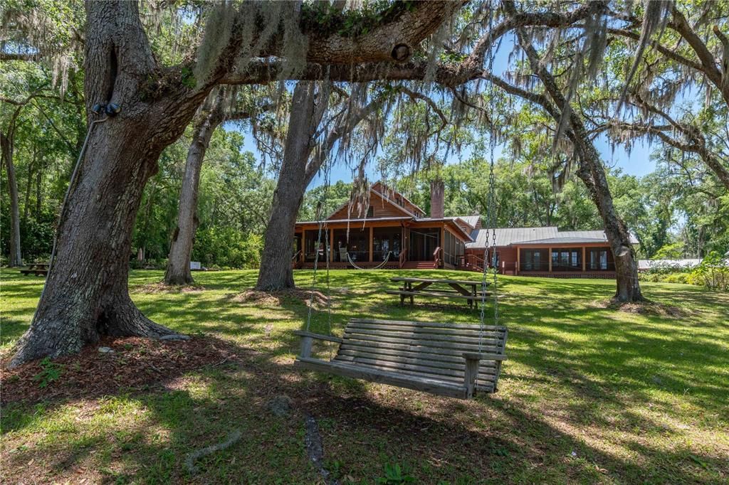 For Sale: $1,395,000 (5 beds, 4 baths, 5436 Square Feet)