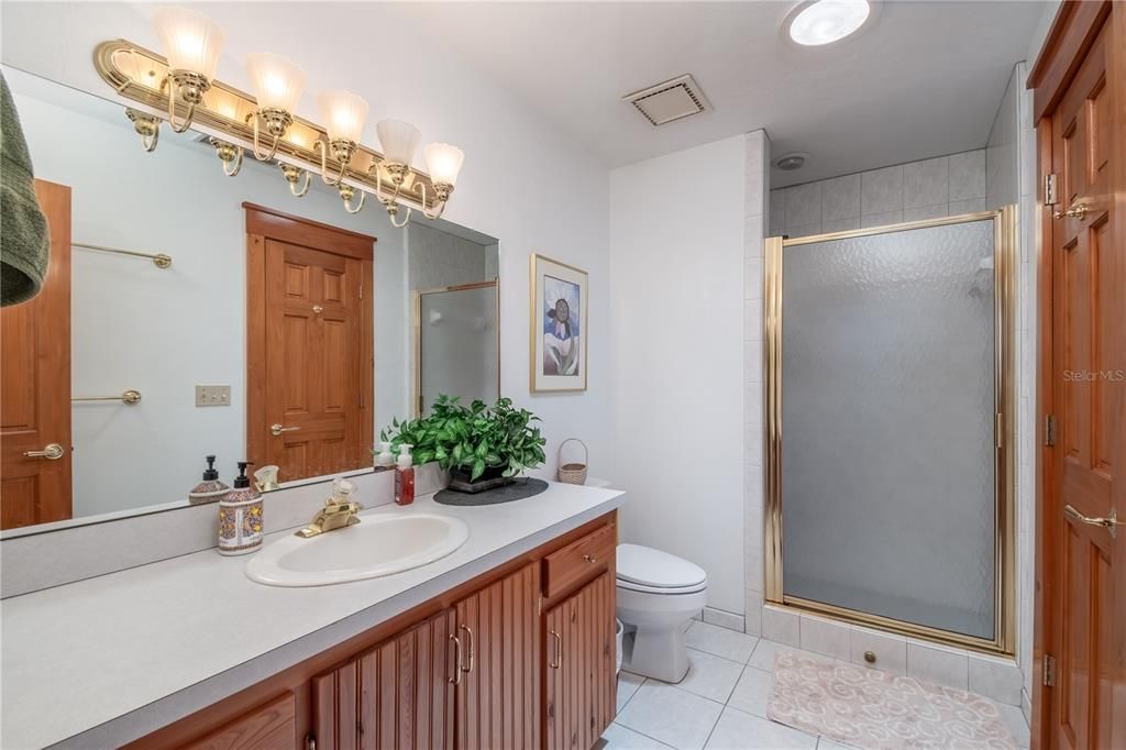 For Sale: $1,395,000 (5 beds, 4 baths, 5436 Square Feet)