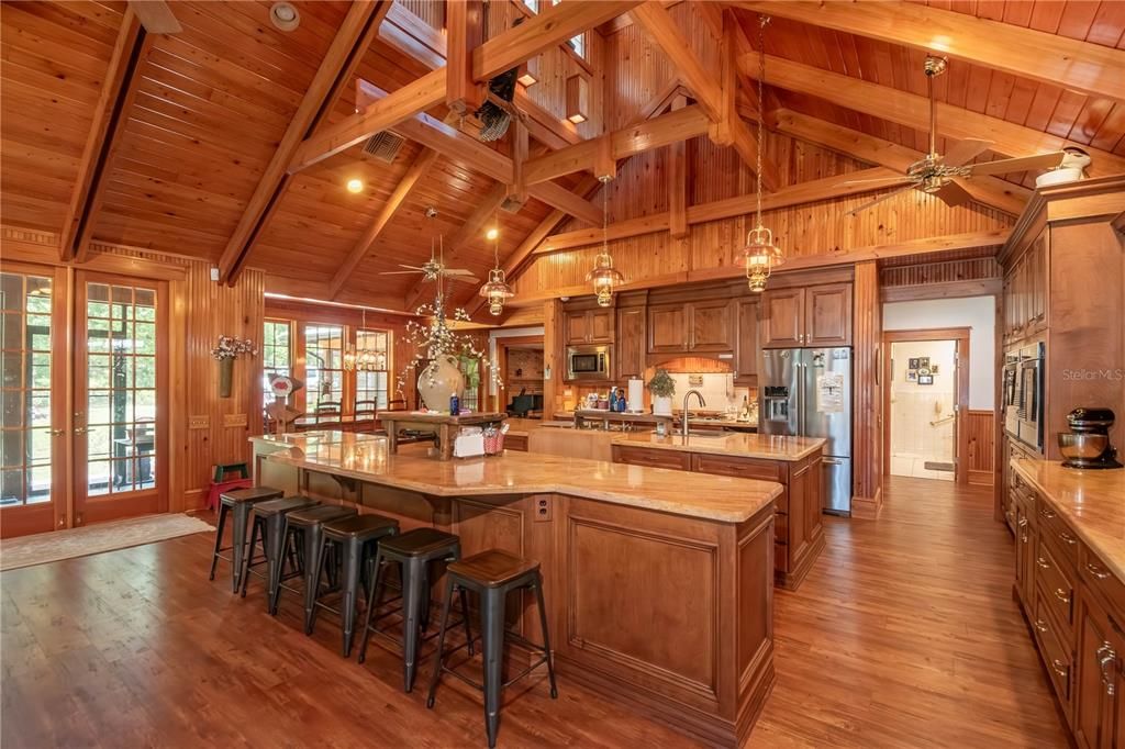 For Sale: $1,395,000 (5 beds, 4 baths, 5436 Square Feet)