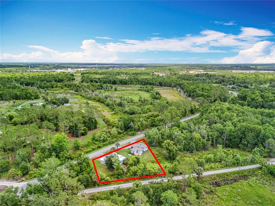 For Sale: $245,000 (3 beds, 2 baths, 893 Square Feet)