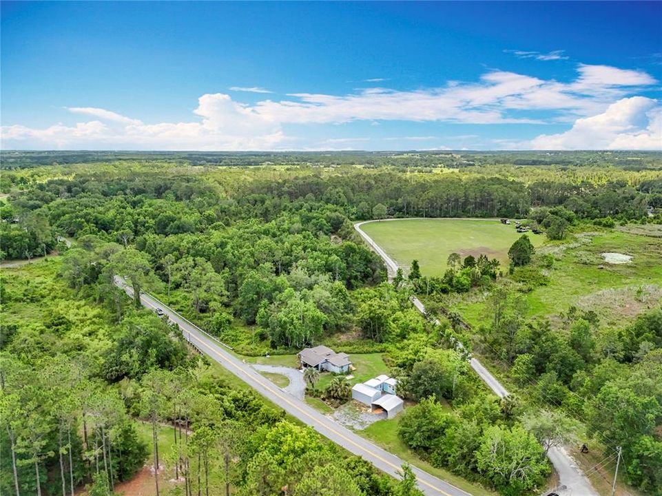 For Sale: $245,000 (3 beds, 2 baths, 893 Square Feet)