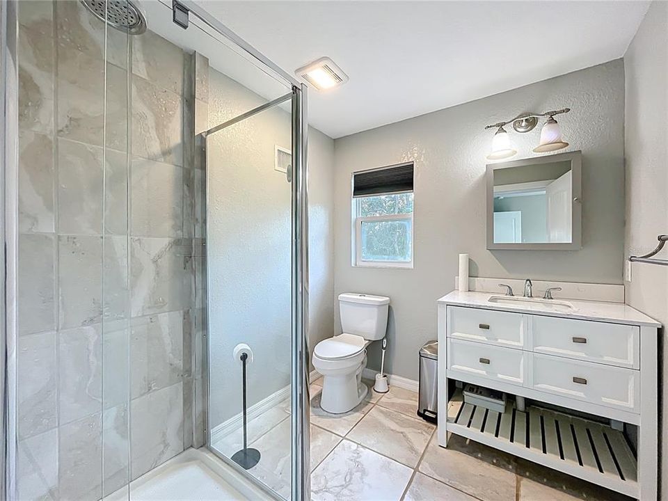 For Sale: $245,000 (3 beds, 2 baths, 893 Square Feet)