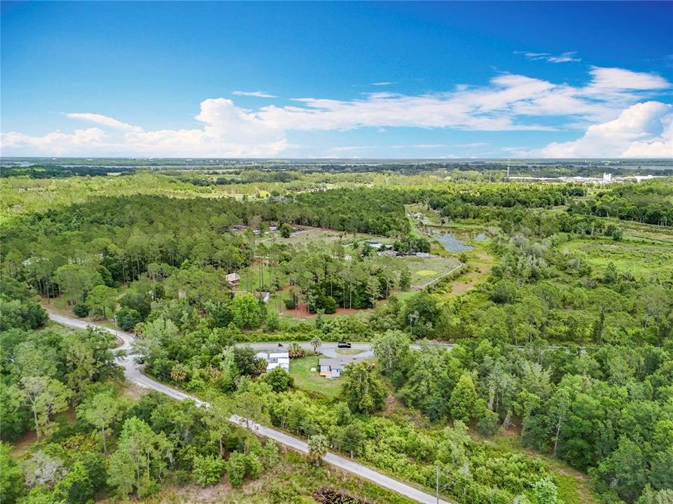 For Sale: $245,000 (3 beds, 2 baths, 893 Square Feet)