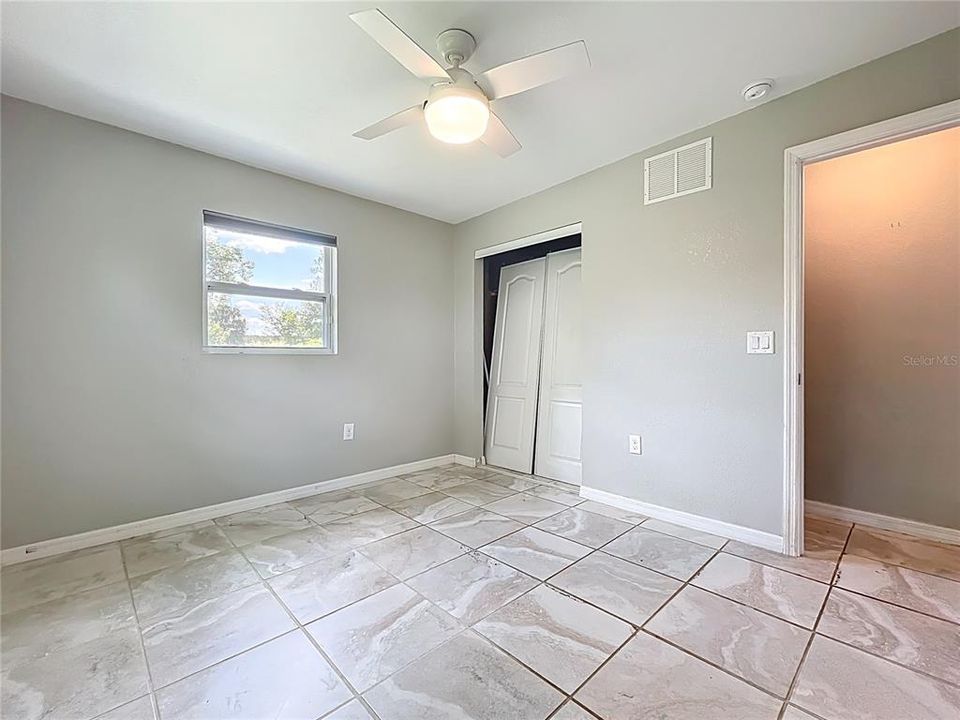 For Sale: $245,000 (3 beds, 2 baths, 893 Square Feet)