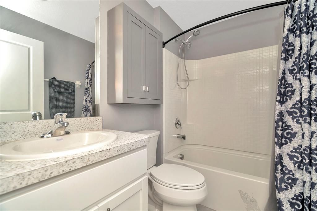 Под контрактом: $334,000 (3 спален, 2 ванн, 1516 Квадратных фут)