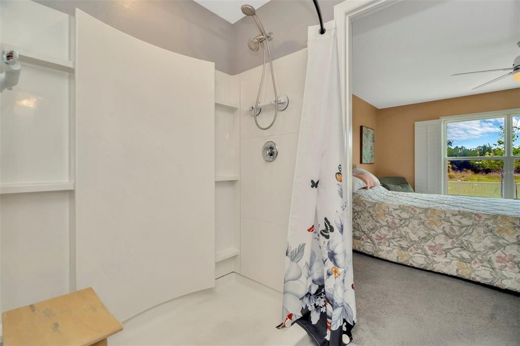 Под контрактом: $334,000 (3 спален, 2 ванн, 1516 Квадратных фут)