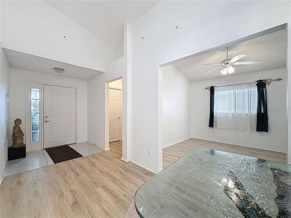 En Venta: $240,900 (2 camas, 2 baños, 1447 Pies cuadrados)