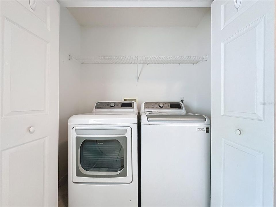 En Venta: $240,900 (2 camas, 2 baños, 1447 Pies cuadrados)