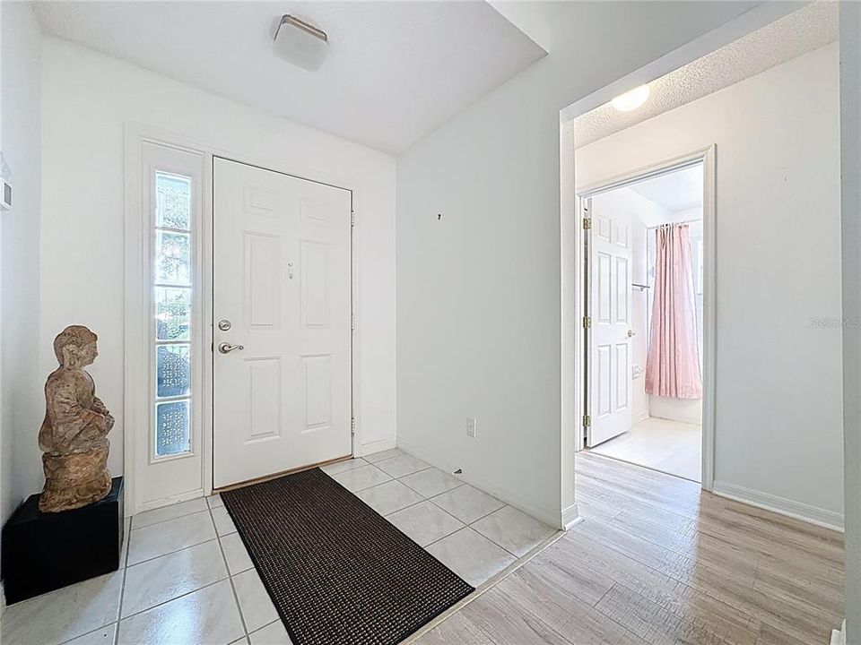 En Venta: $240,900 (2 camas, 2 baños, 1447 Pies cuadrados)