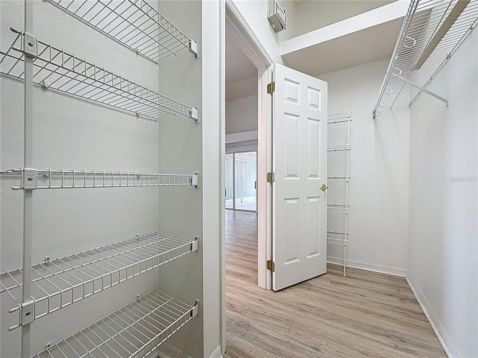 En Venta: $240,900 (2 camas, 2 baños, 1447 Pies cuadrados)