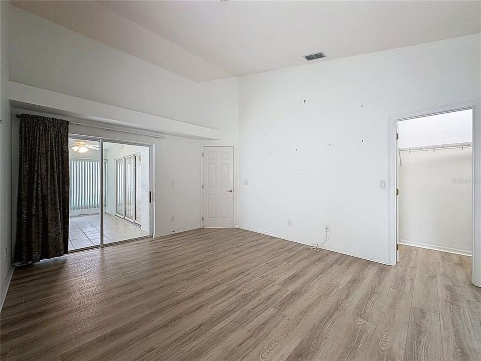 En Venta: $240,900 (2 camas, 2 baños, 1447 Pies cuadrados)