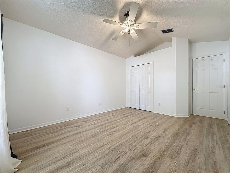 En Venta: $240,900 (2 camas, 2 baños, 1447 Pies cuadrados)