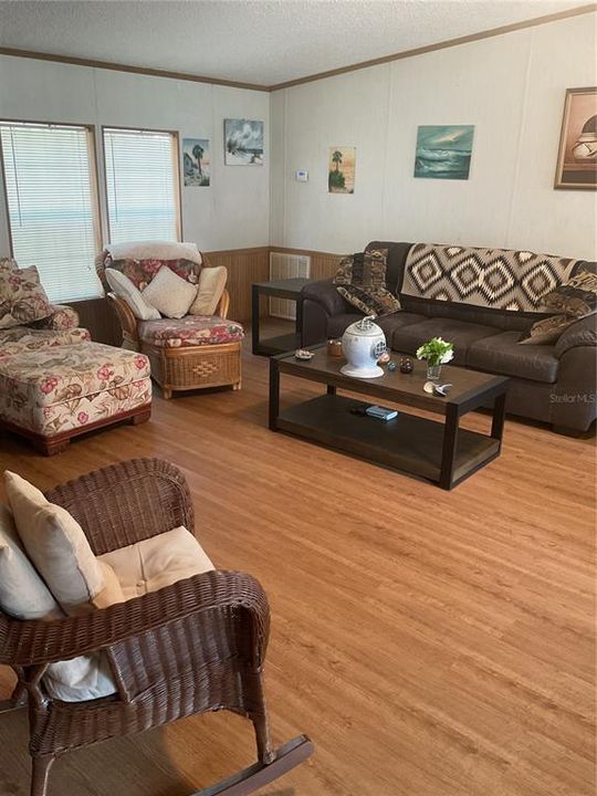 En Venta: $207,000 (3 camas, 2 baños, 1552 Pies cuadrados)