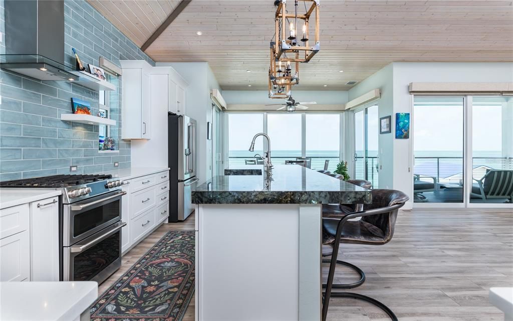 For Sale: $3,500,000 (4 beds, 4 baths, 2115 Square Feet)