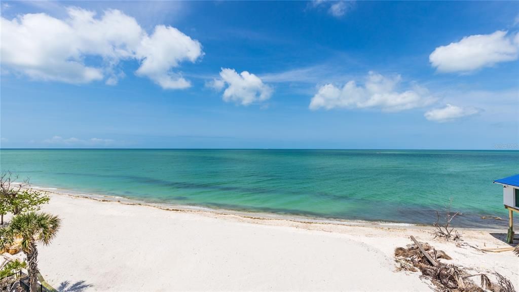 For Sale: $3,500,000 (4 beds, 4 baths, 2115 Square Feet)