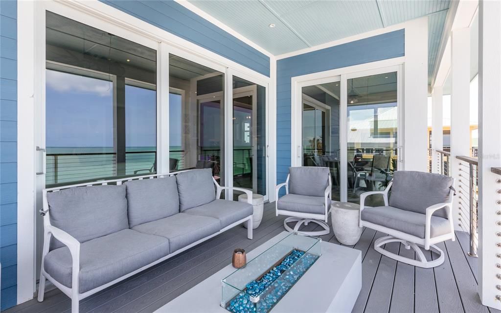 For Sale: $3,500,000 (4 beds, 4 baths, 2115 Square Feet)