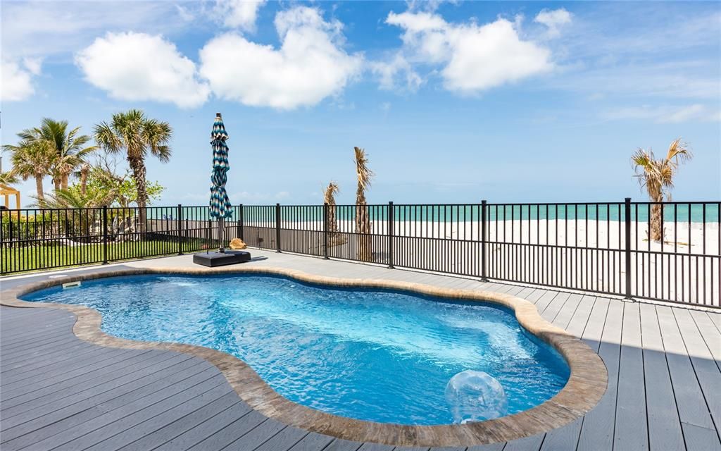 For Sale: $3,500,000 (4 beds, 4 baths, 2115 Square Feet)