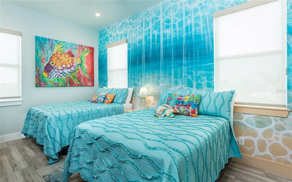 For Sale: $3,500,000 (4 beds, 4 baths, 2115 Square Feet)