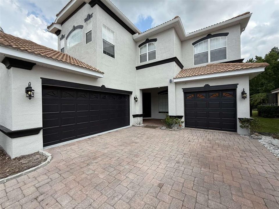 Recently Rented: $3,600 (5 beds, 4 baths, 3228 Square Feet)