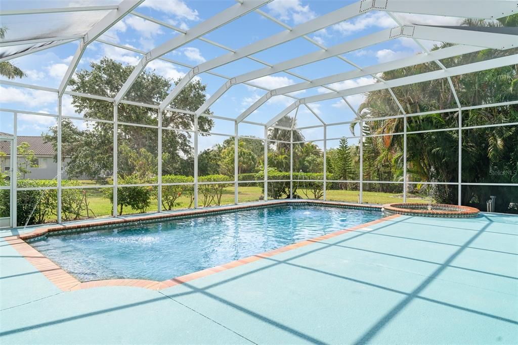 En Venta: $949,999 (4 camas, 3 baños, 3500 Pies cuadrados)