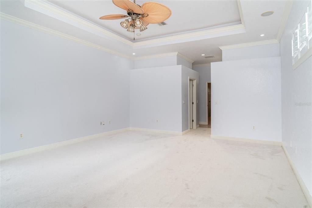 En Venta: $949,999 (4 camas, 3 baños, 3500 Pies cuadrados)