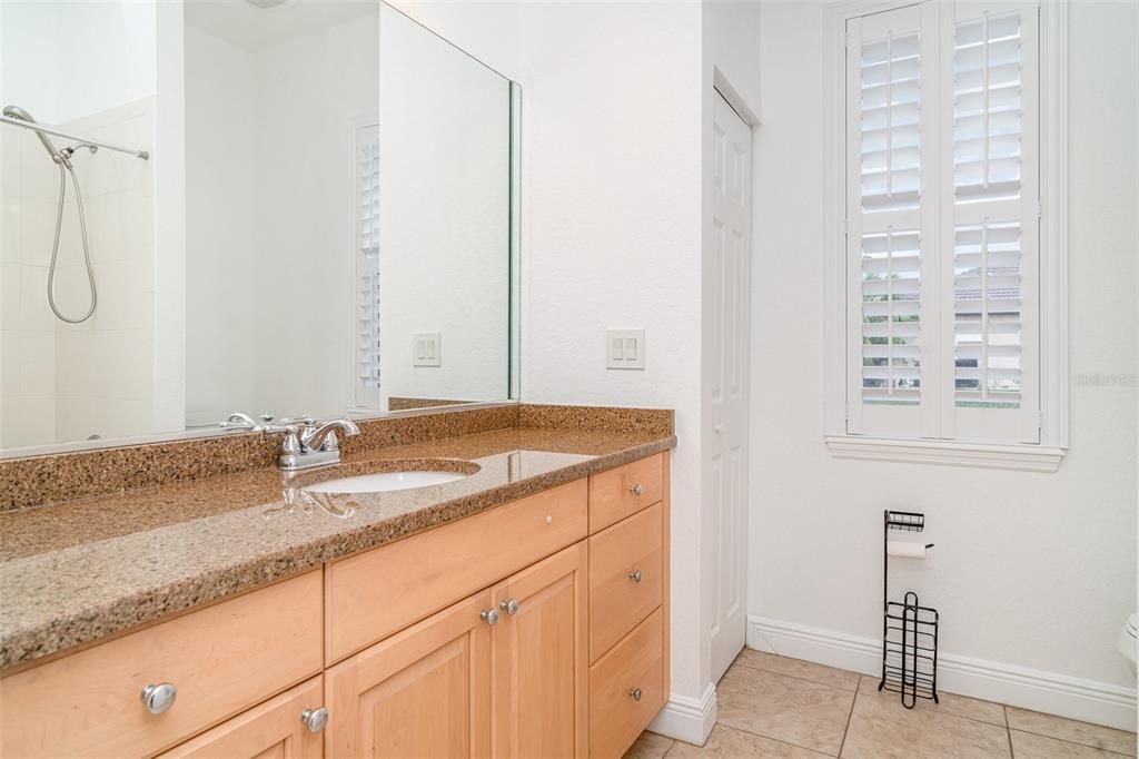 En Venta: $949,999 (4 camas, 3 baños, 3500 Pies cuadrados)