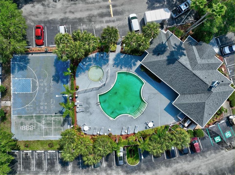 待售: $219,999 (2 贝兹, 2 浴室, 899 平方英尺)