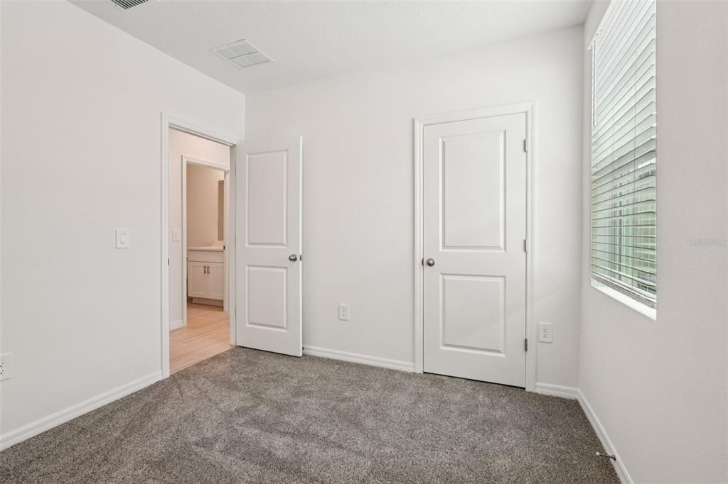 For Sale: $299,329 (4 beds, 2 baths, 1607 Square Feet)