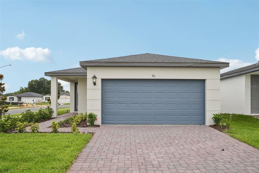 For Sale: $299,329 (4 beds, 2 baths, 1607 Square Feet)