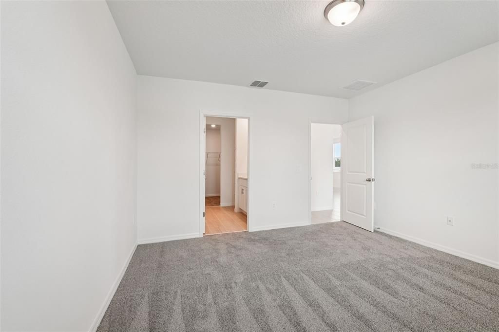 For Sale: $299,329 (4 beds, 2 baths, 1607 Square Feet)