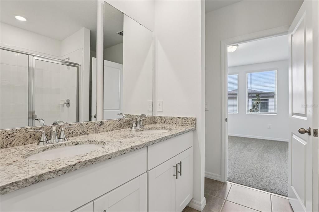 For Sale: $272,050 (3 beds, 2 baths, 1269 Square Feet)