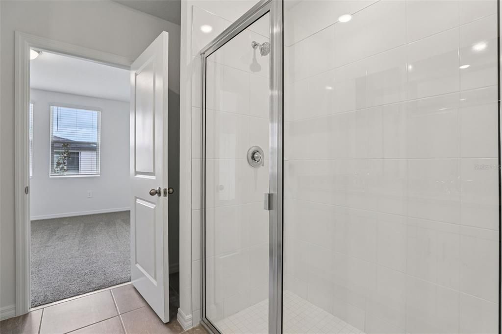 For Sale: $272,050 (3 beds, 2 baths, 1269 Square Feet)